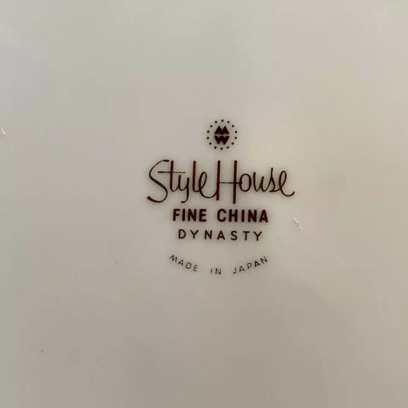 Style House Porcelain Fine China DYNASTY BLUE - DINNER PLATES Set of TWO!! - Picture 3 of 3